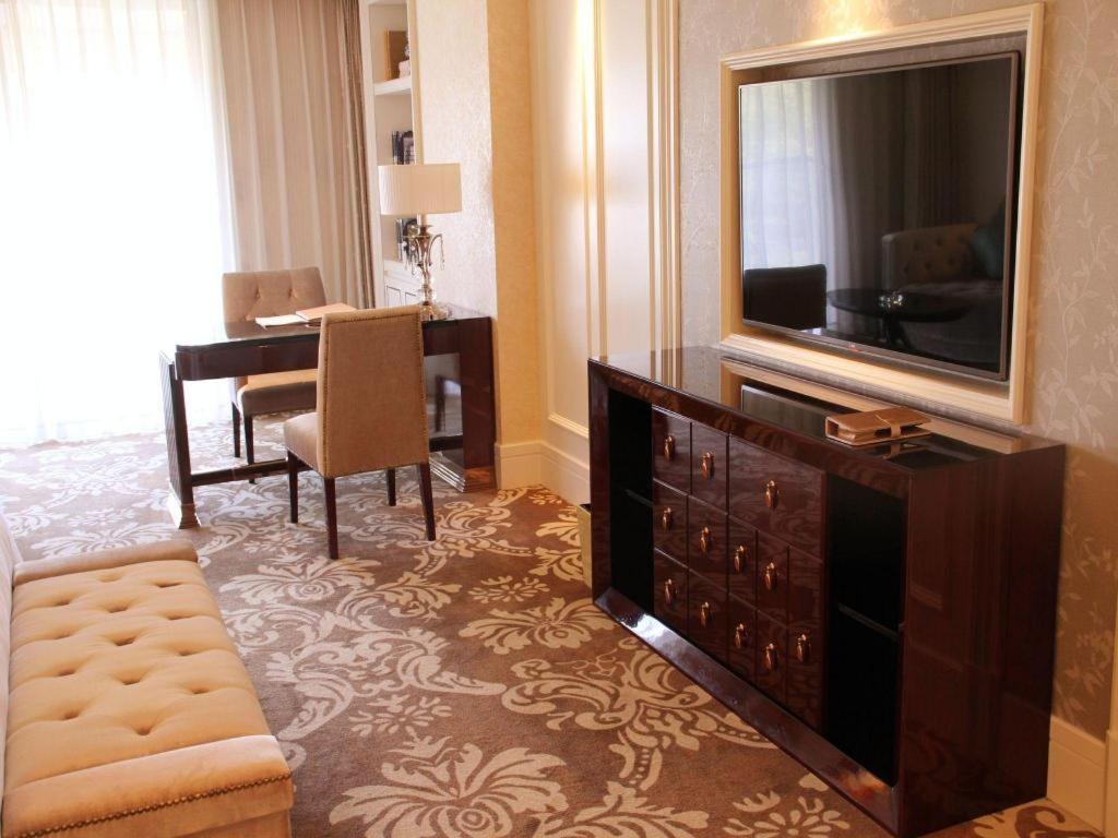 Lake Piedmont International Hotel Quảng Châu Ngoại thất bức ảnh